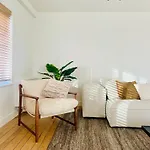 Apartament Gelijkvloers Met Prive Parking