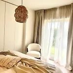 Gelijkvloers Met Prive Parking * Knokke-Heist