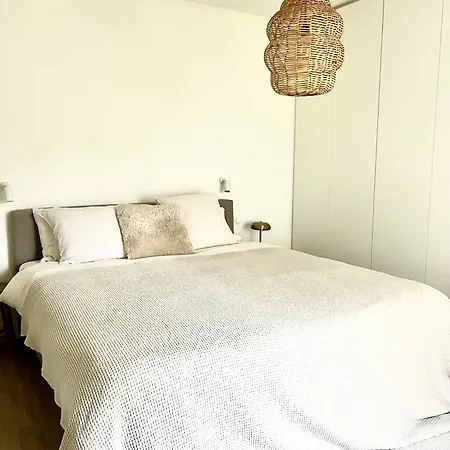 Gelijkvloers Met Prive Parking קנוקה-הייסט