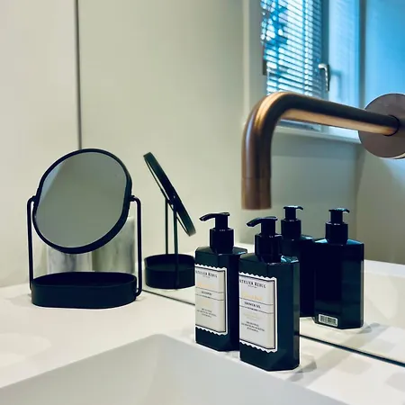 דירה Gelijkvloers Met Prive Parking קנוקה-הייסט