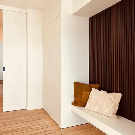 Gelijkvloers Met Prive Parking クノック・ヘイスト